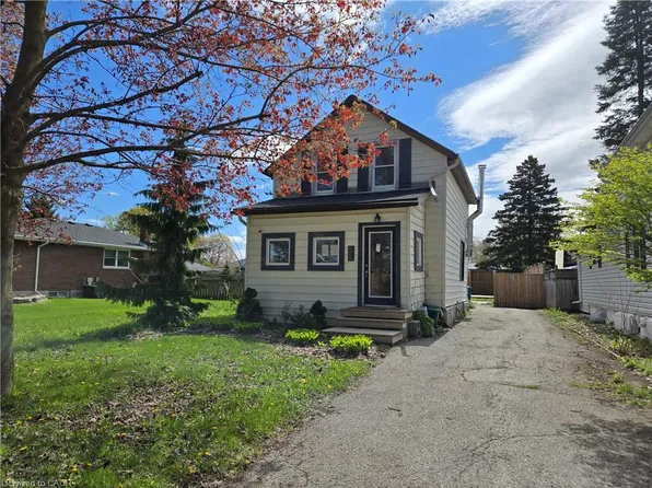 347 Birmingham St, Stratford, ON N5A 2T9