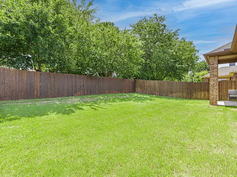 3901 Shadewell St — Photo 37