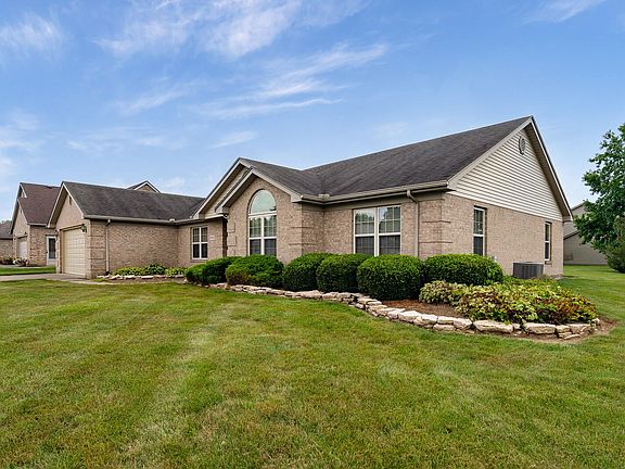 3rd image of 4663 Steeple Chase Dr