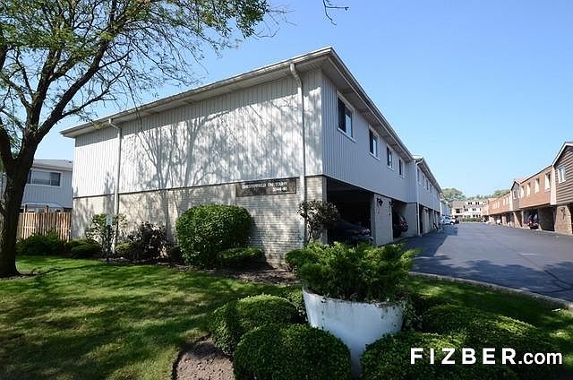 1st image of 2846 W Touhy Ave