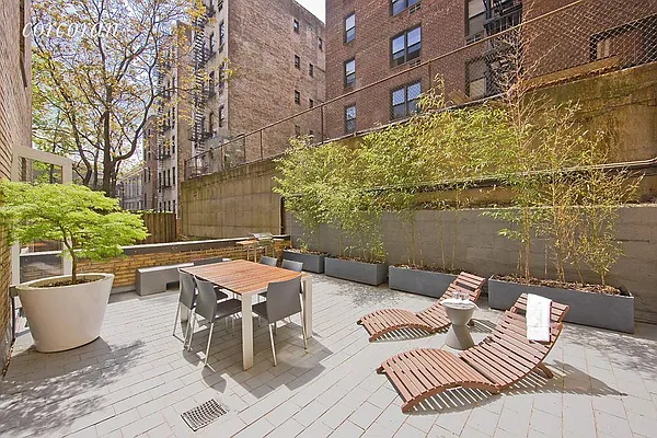 Rented by Corcoran | media 1