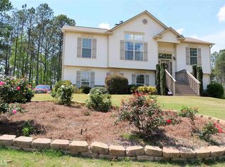 112 Amhurst Dr, West Point, GA 31833