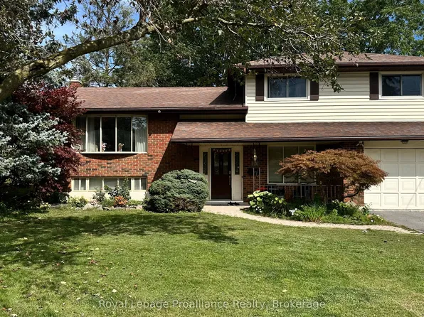 25 Keller Dr, Belleville, ON K8P 4B3