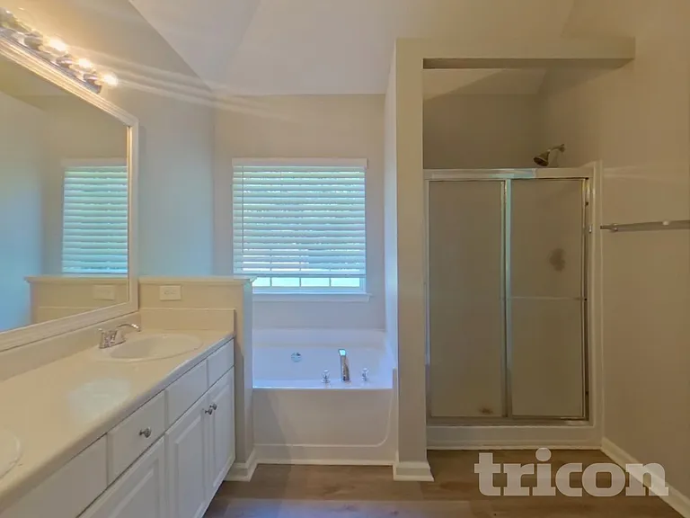 496 Birchwood Dr — Photo 11