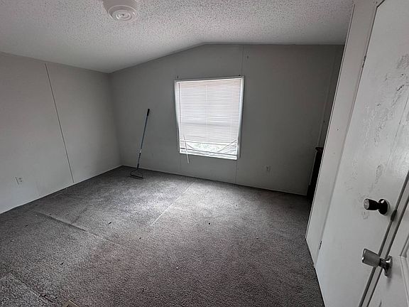5th image of 1015 Sandpit Rd #39