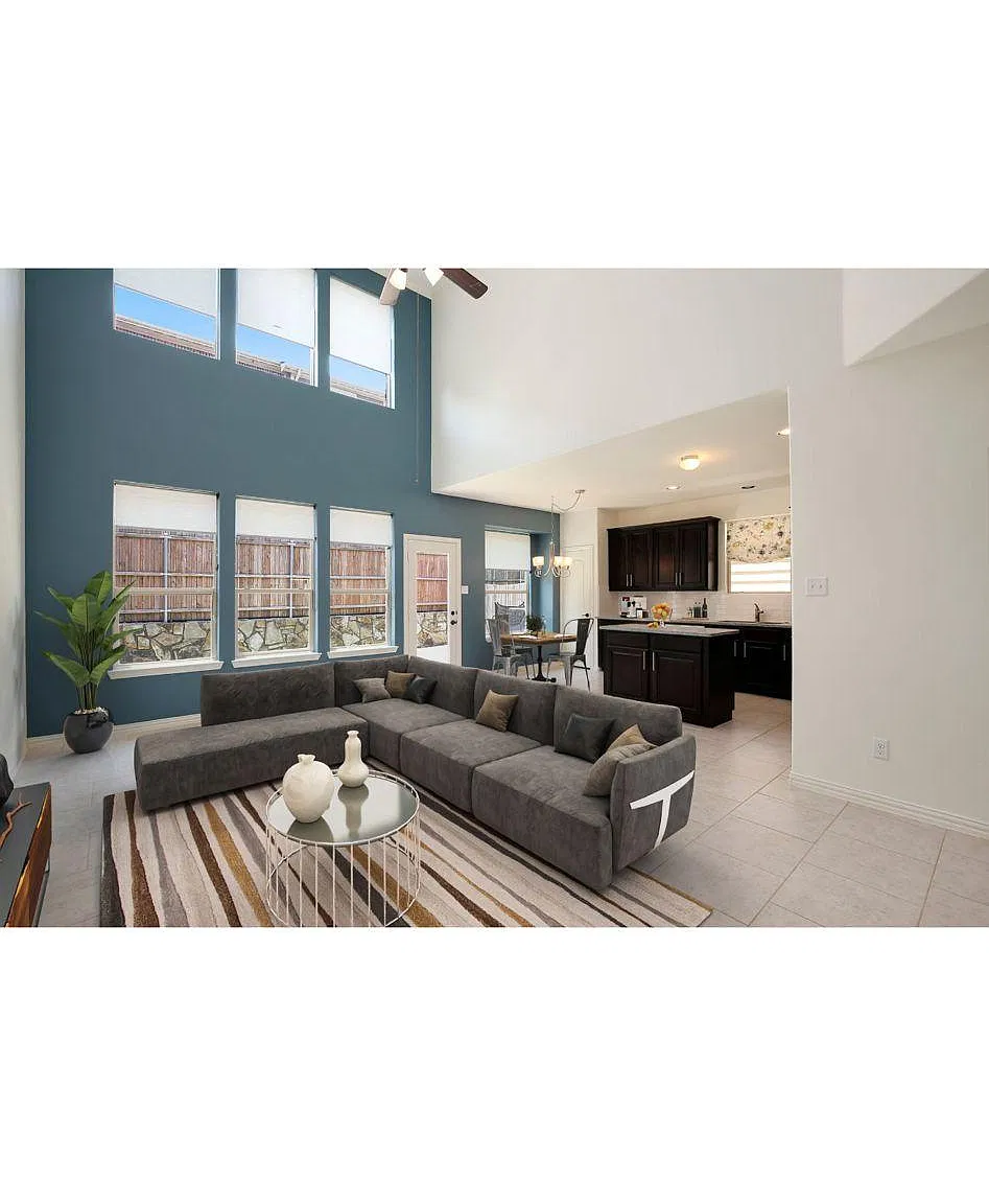 3 bed, 1977 sqft, $3,099 — Photo 2