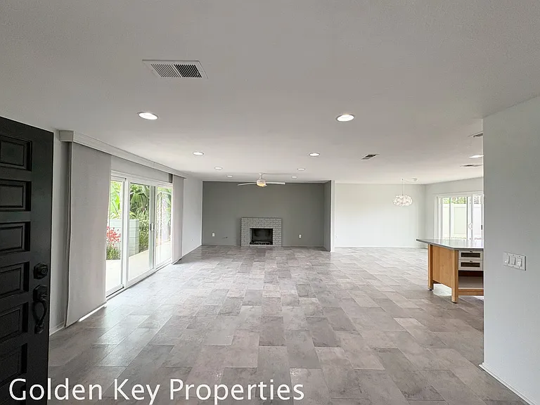 5510 Los Robles Dr — Photo 7