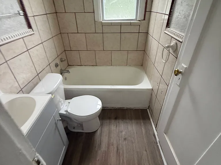 4519 June Ave — Photo 12