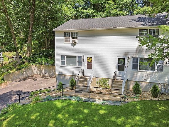 3rd image of 37-39 Intervale Street