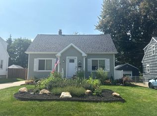 3308 Harvard Rd, Erie, PA 16508