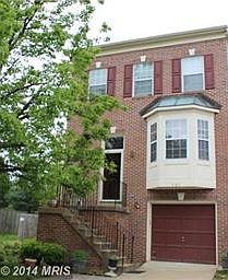 Brick TH w/ garage