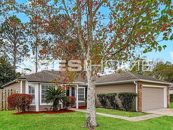 2nd image of 9084 Castle Rock Dr