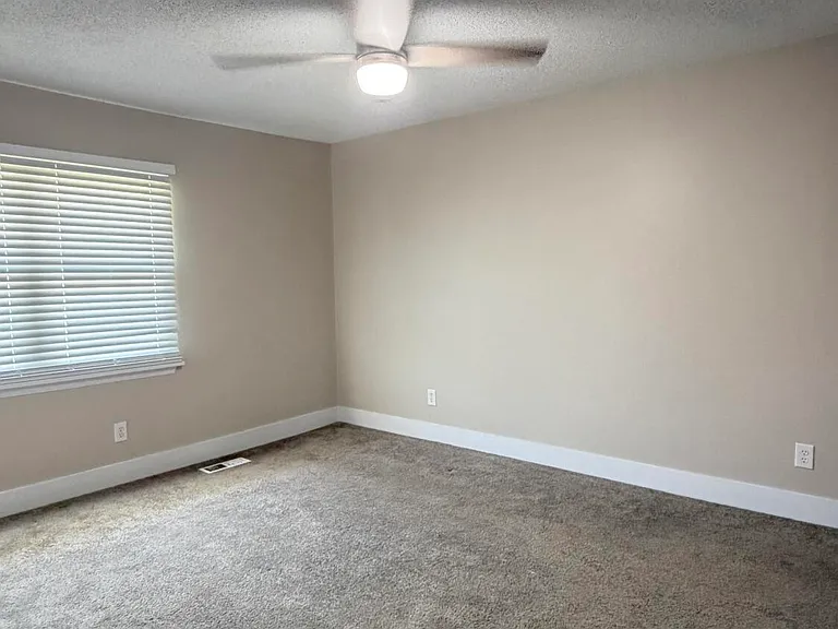 220 Branchwood Dr — Photo 18