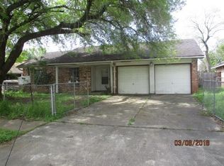 13314 Lawnhaven Dr, Houston, TX 77045