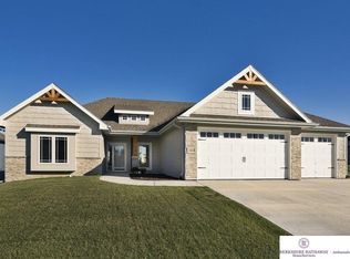 12410 Pheasant Run Ln, La Vista, NE 68046