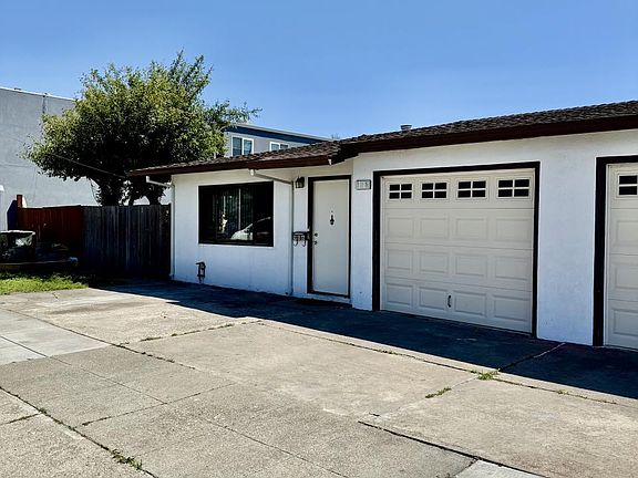 2nd image of 906 6th Ave