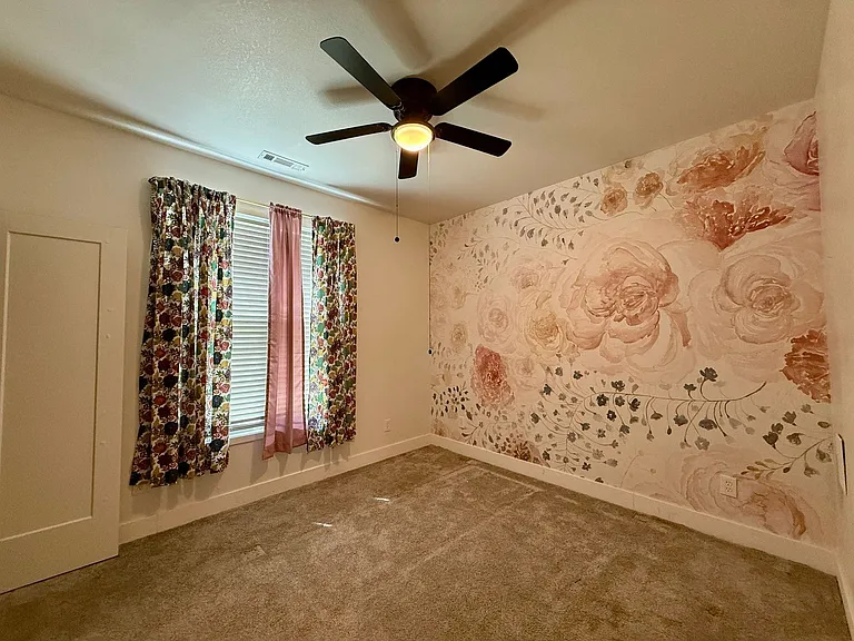 142 Shannon Cir — Photo 8