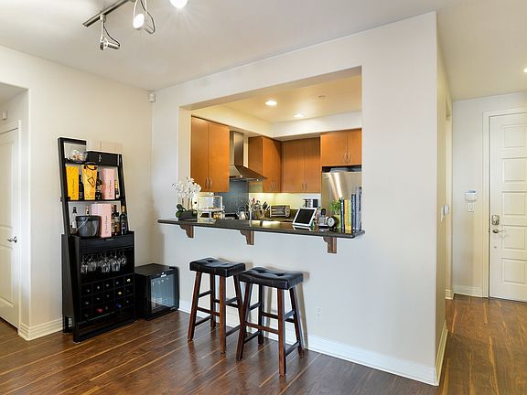 4th image of 7100 Playa Vista Dr APT 219