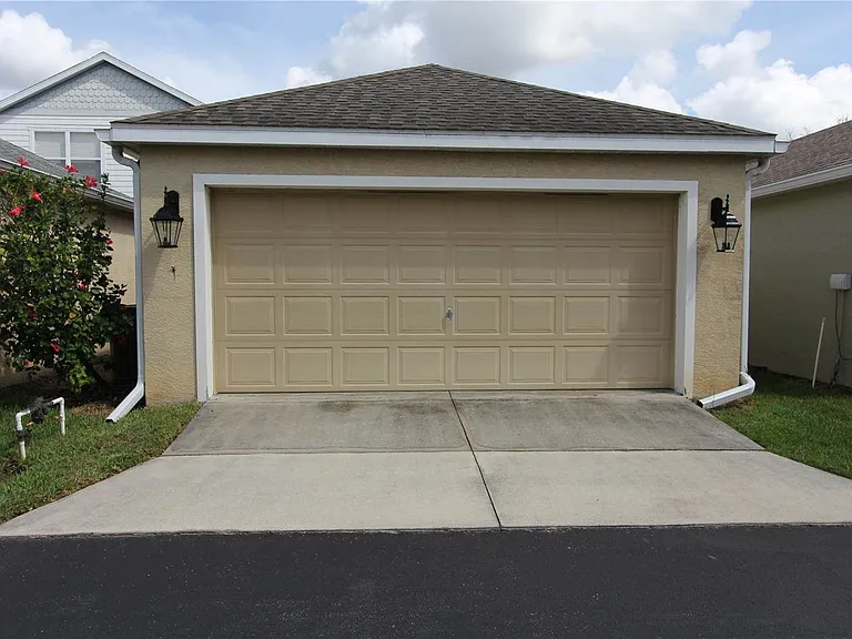 11717 Crawford Parrish Ln — Photo 32