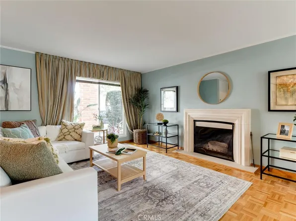 9386 Cambridge St, Cypress, CA 90630