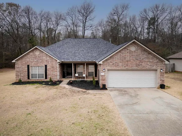 3508 Forge Dr, Benton, AR 72015
