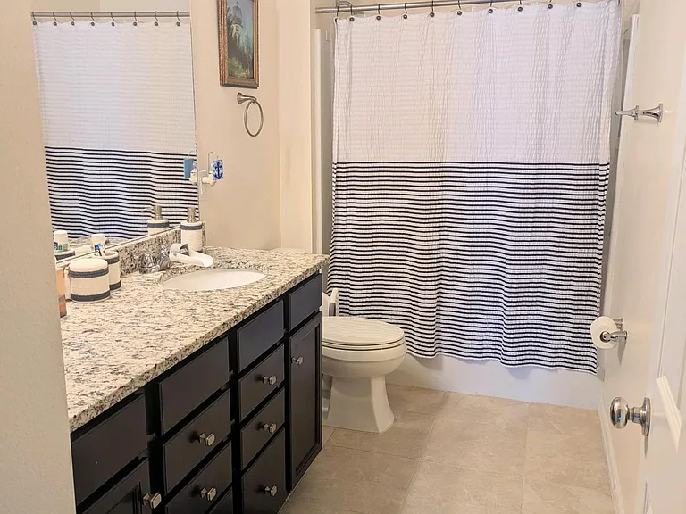 Full Hall Bathroom