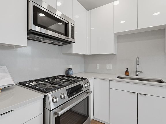5th image of 45 Lewis St #501