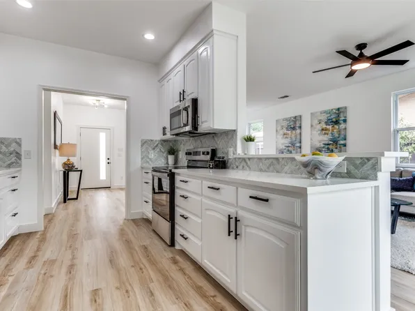 915 Warfield Way, Richardson, TX 75080