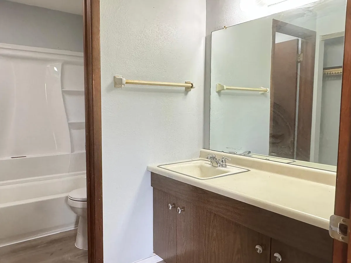 Building Photo - 3401 Woodman Dr #206