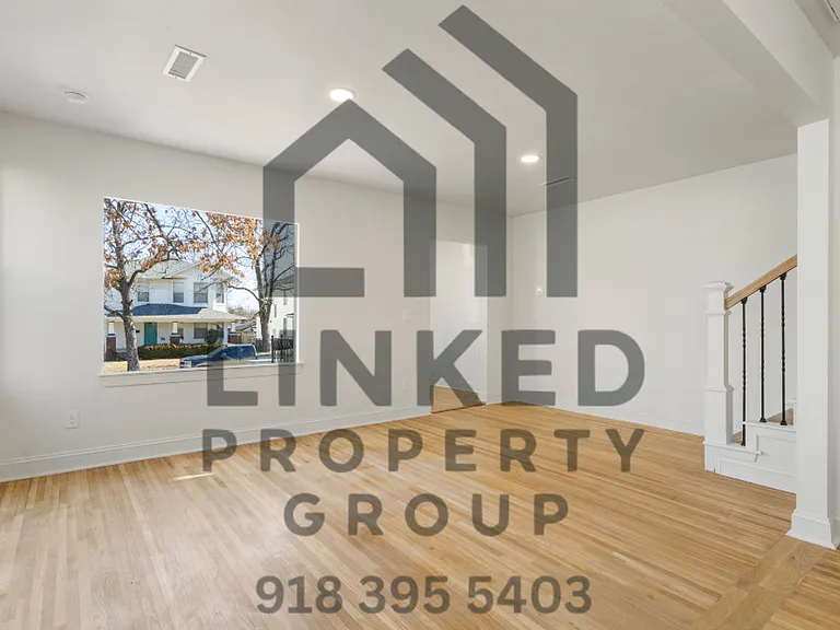 1338 S Florence Ave — Photo 12