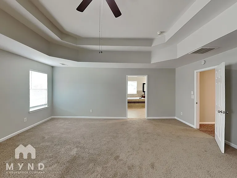 216 Allegrini Dr — Photo 23