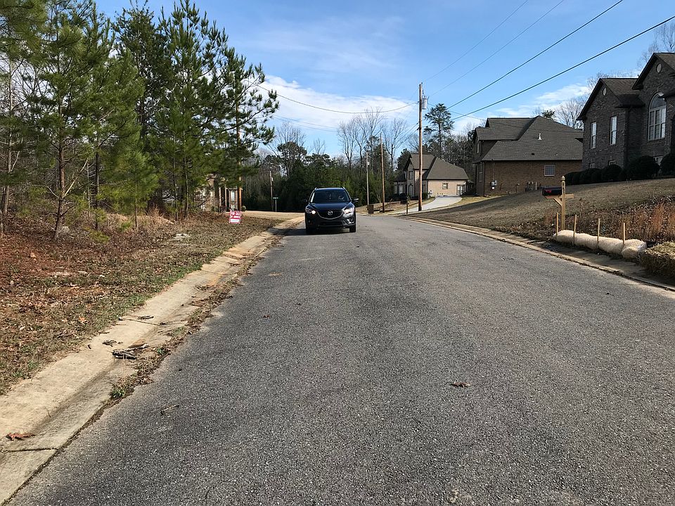 1st image of 4052 Woodridge Pl