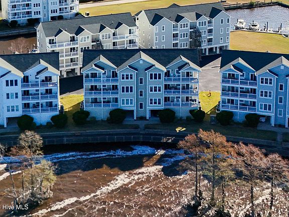 2nd image of 416 Captains Cove Unit C