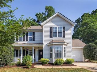 11823 Silvercrest Dr, Charlotte, NC 28215