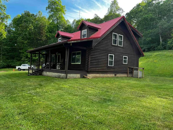 555 Wheeler Hollow Rd, Fort Gay, WV 25514