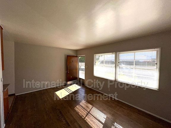 4th image of 3340 E 2nd St APT 2