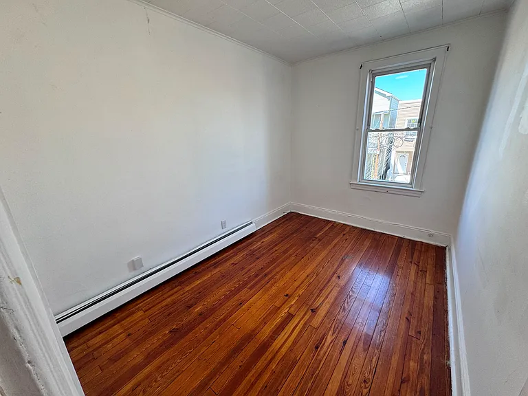 66 W 18th St #G2 — Photo 4