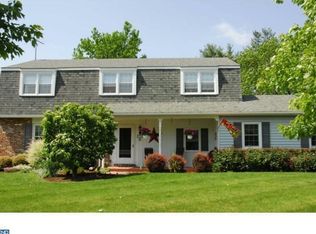 1101 Walnut Ln, Lansdale, PA 19446