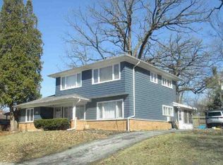 78 Blackhawk Dr, Park Forest, IL