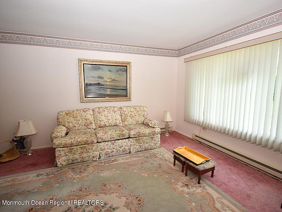5th image of 970A Argyll Circle