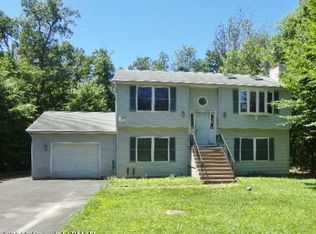 268 Faber Cir, Tannersville, PA 18372