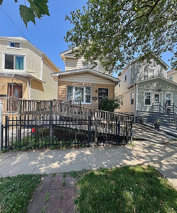 1st image of 14217 Foch Blvd