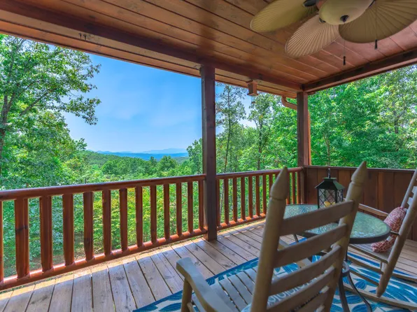 387 Bootlegger Rd, Morganton, GA 30560