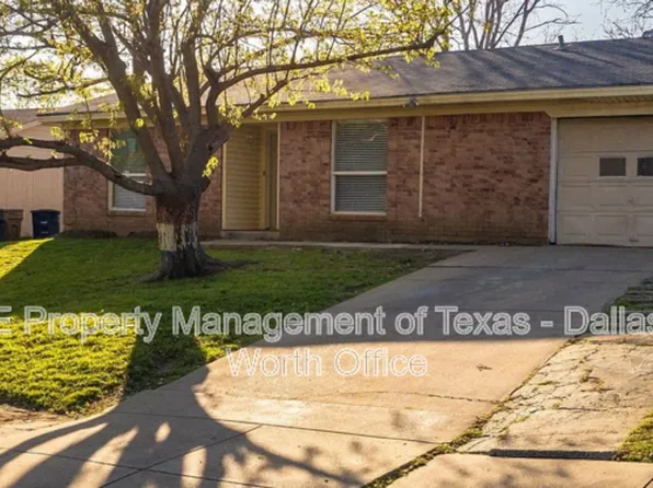 641 Gallant Fox Dr, Dallas, TX 75211