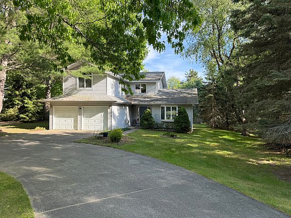 2nd image of 108 Carpenter Blvd