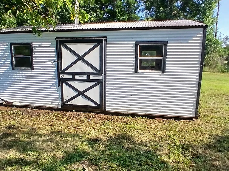 109 Corn Rd — Photo 25