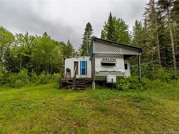 3rd image of 84 Back Rd