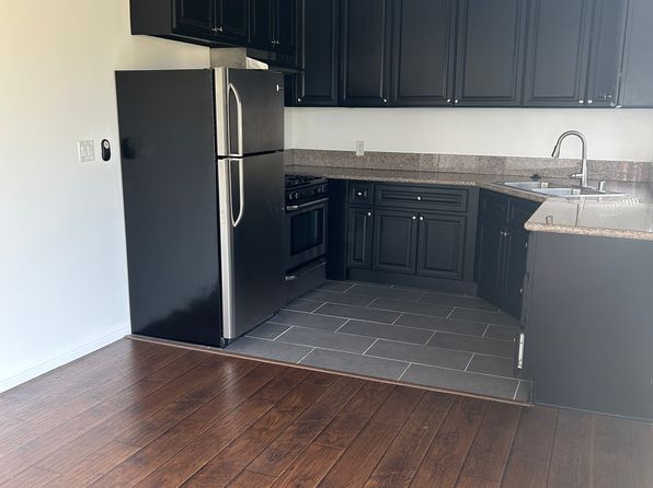 1936 Whitley Ave APT 105