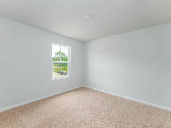 799 Meadowbrook Ln, Summerville, SC 29483