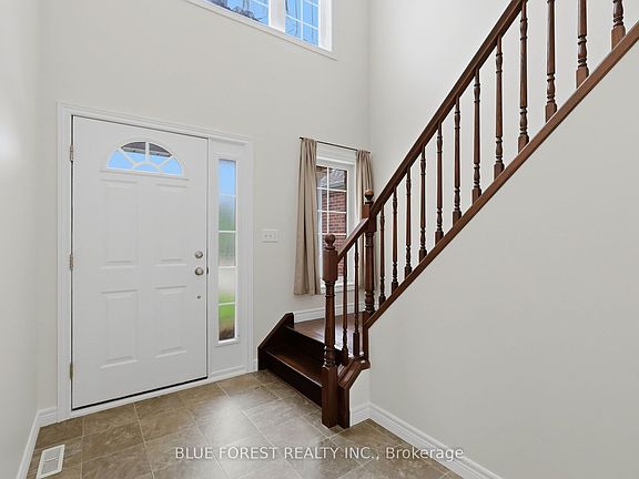 4th image of 1888 Stackhouse Cres